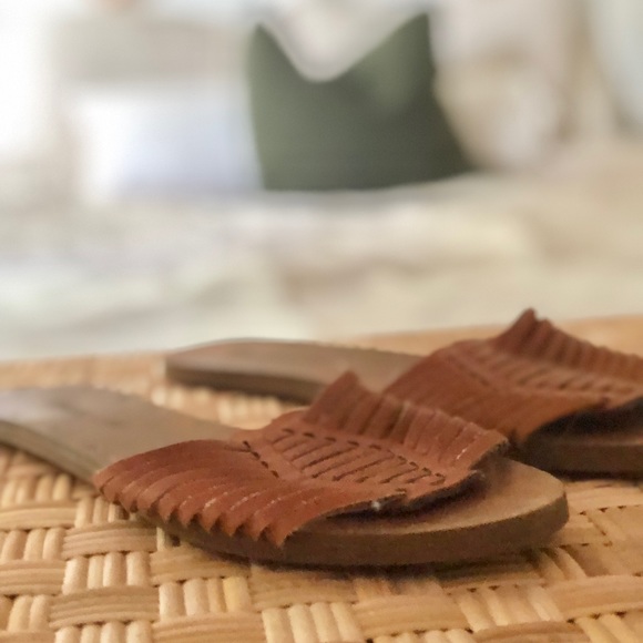 Madewell Willa Huarache Slide - Picture 3 of 5